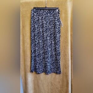 Chic Black and White Women's Maxi Skirt